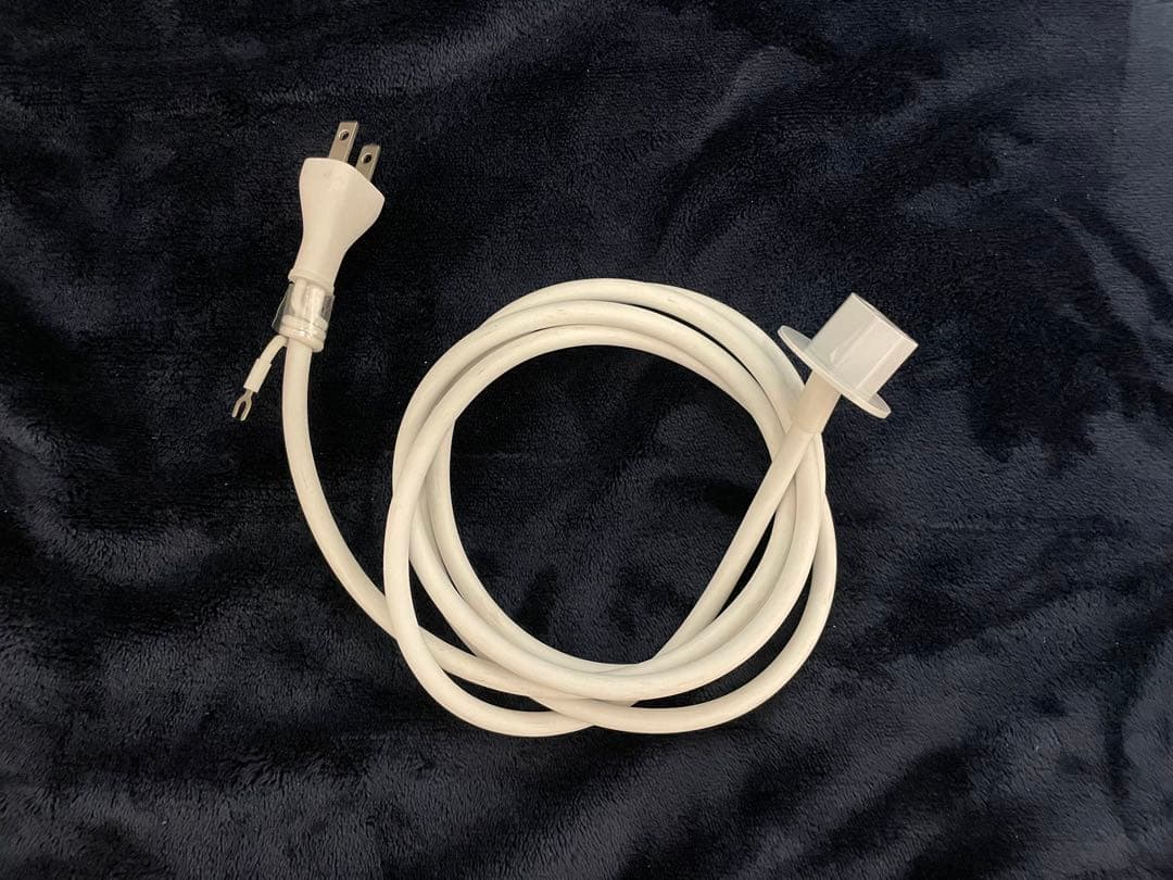 部品取りに　iMac 27 2017版 5k 電源故障　ストレージ無し