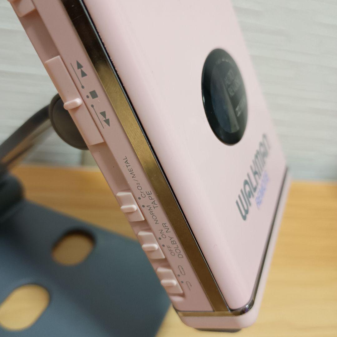 【完全ジャンク品】SONYソニーカセットウォークマンSONY WM-109ピンク