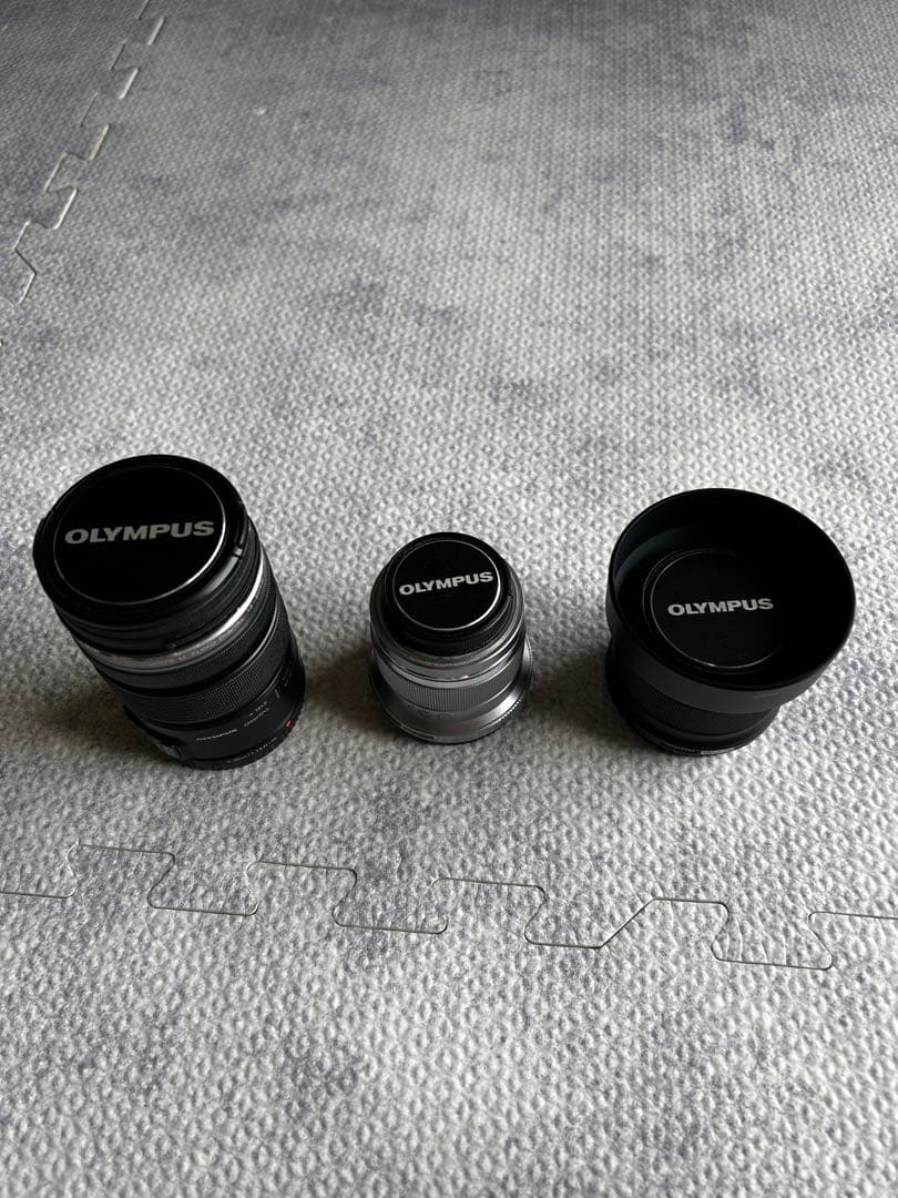 OLYMPUS OM-D ミラーレス一眼カメラ 本体とレンズ3本
