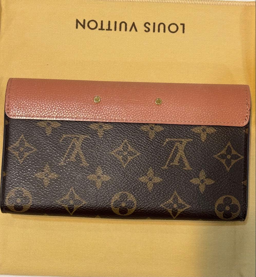 ライオンラビット ルイビトンポルトフォイユ.パラスピンクベージュ