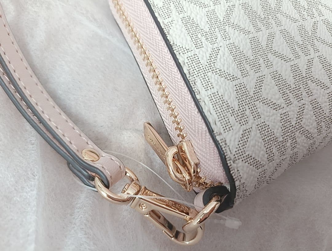 【6】新品未使用 MICHAEL KORS ピンク ホワイト 長財布