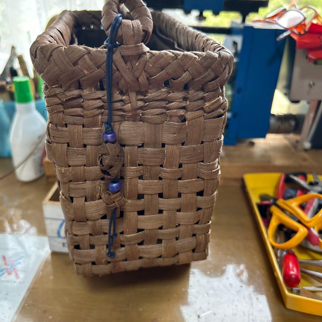 国産やまぶどうバック　　　23000円までならお下げします