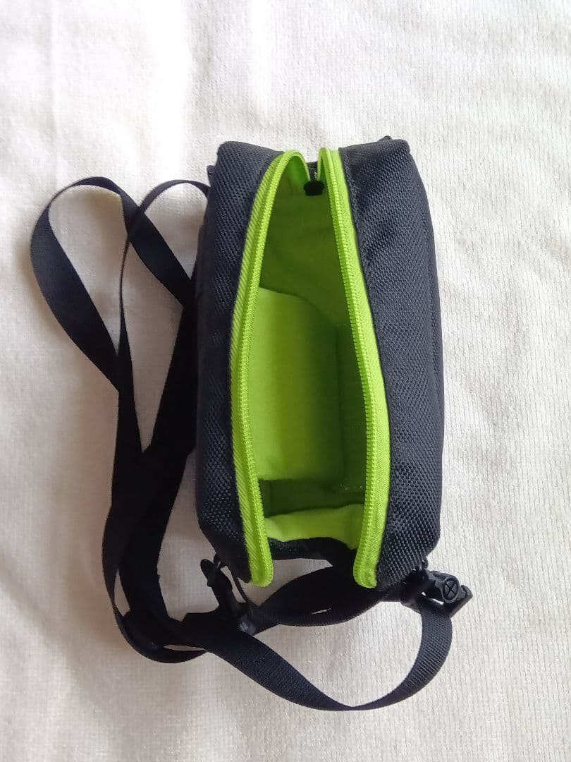 SONY HDR-CX680 ビデオカメラ本体、ケース、三脚