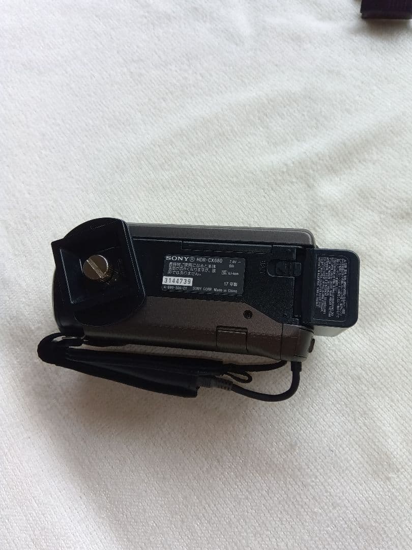 SONY HDR-CX680 ビデオカメラ本体、ケース、三脚