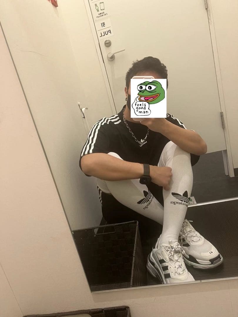 Balenciag ×Adidas コラボソックス 白