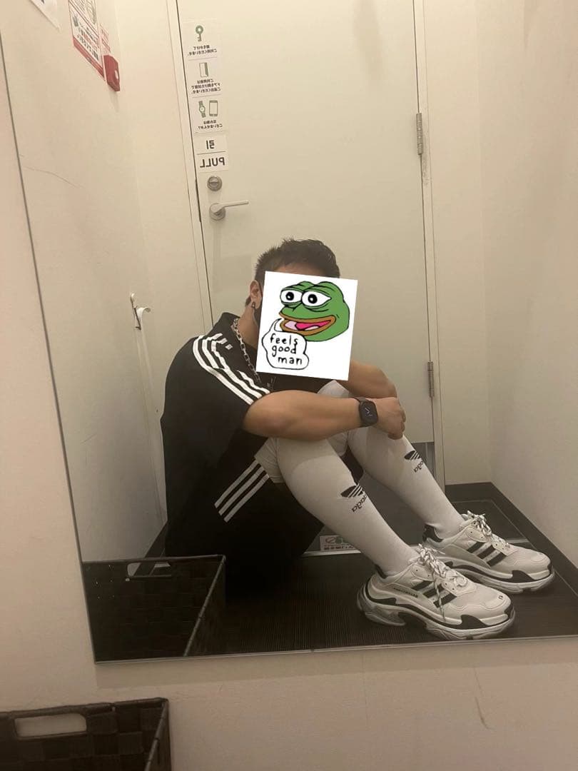 Balenciag ×Adidas コラボソックス 白