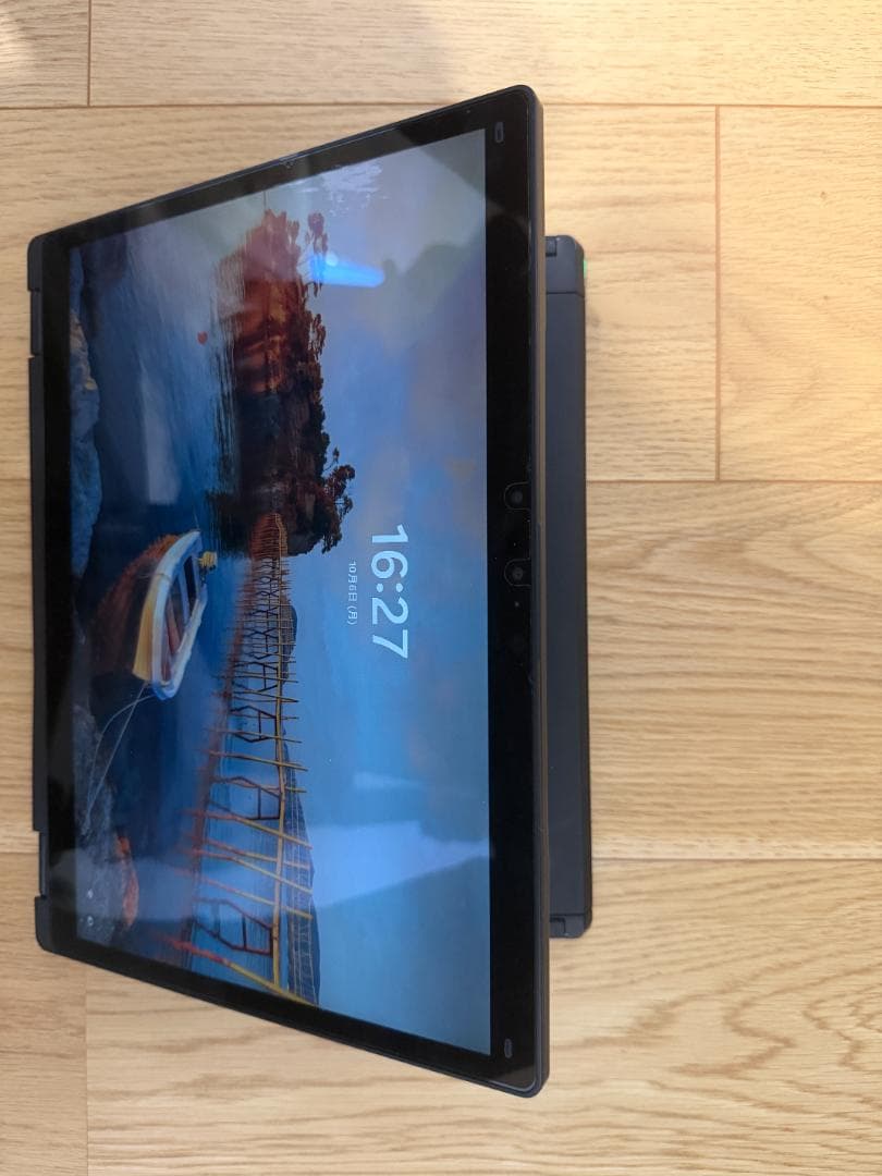 Let's Note CF-QV8 Core i7 1TB 16GB LTE接続