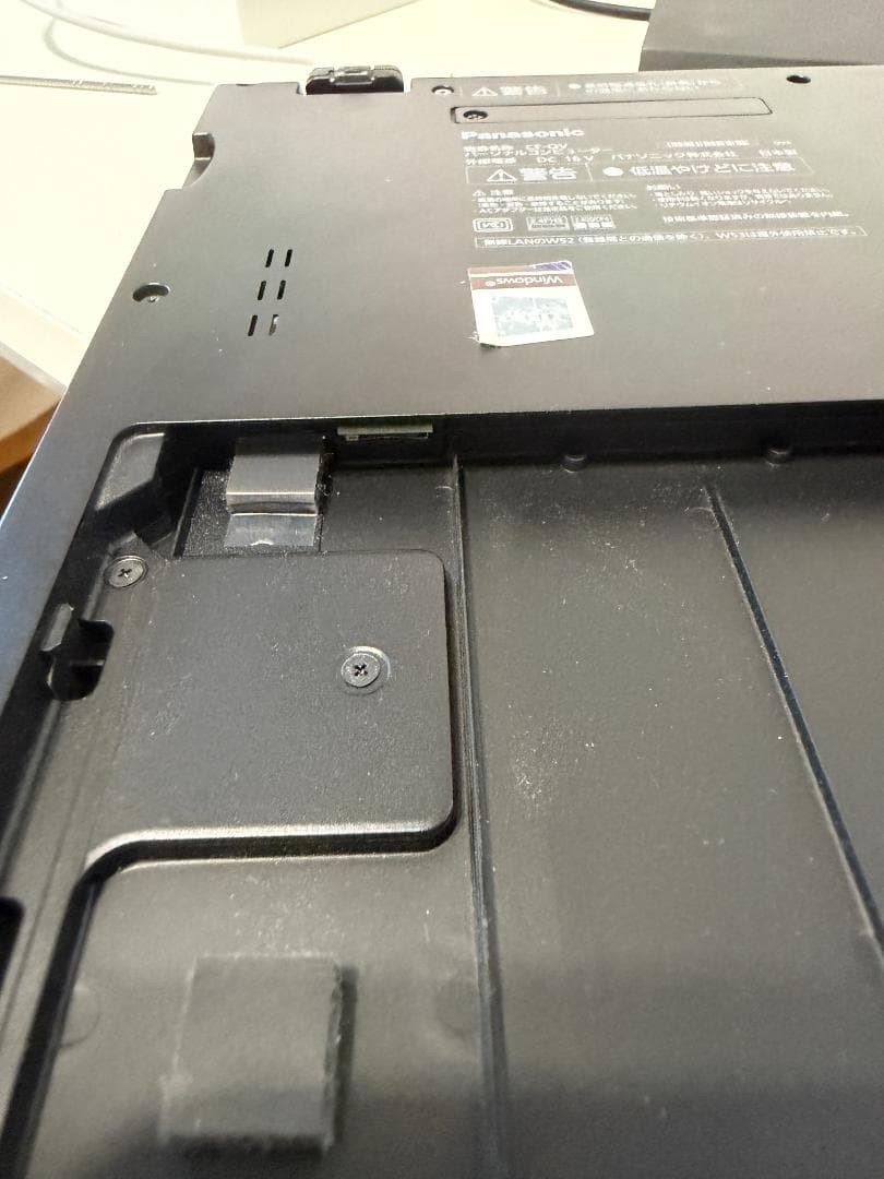 Let's Note CF-QV8 Core i7 1TB 16GB LTE接続