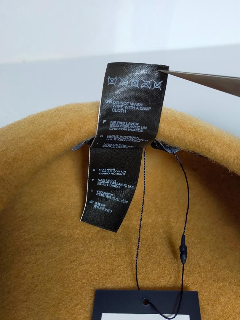 FRED PERRY ベレー帽　ダークキャラメル　正規品　新品　タグ付き