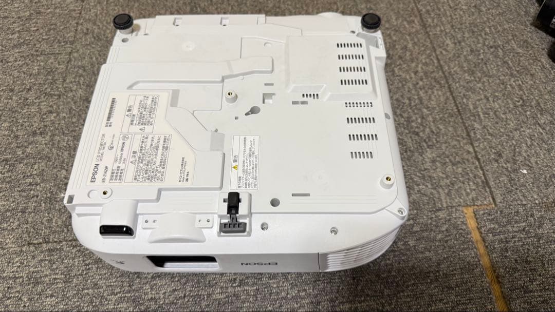 Epson EB-2142W プロジェクター