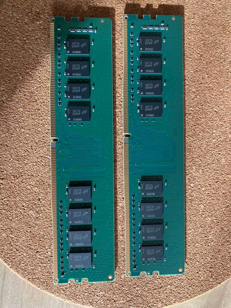 Crucial DDR4 32GB （16GB×2枚）2400MHz メモリー