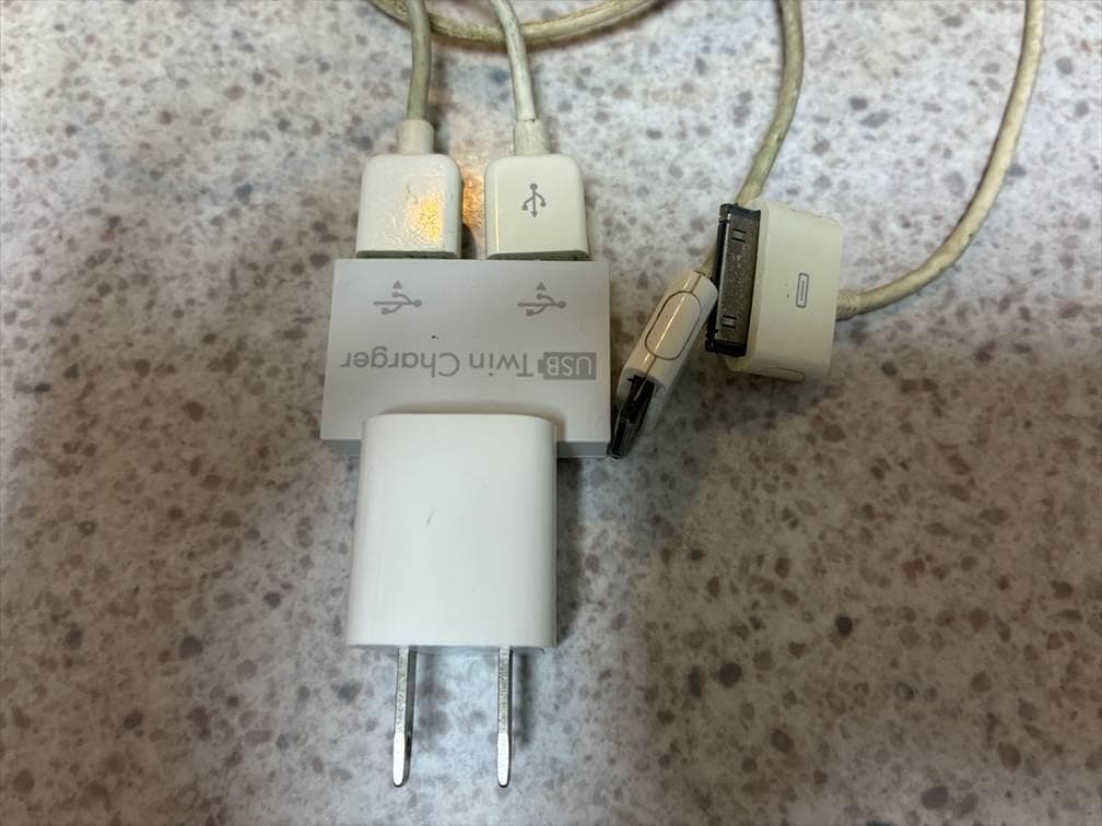 iPod nano (第6世代)　シルバー　２個セット　ケーブル類添付