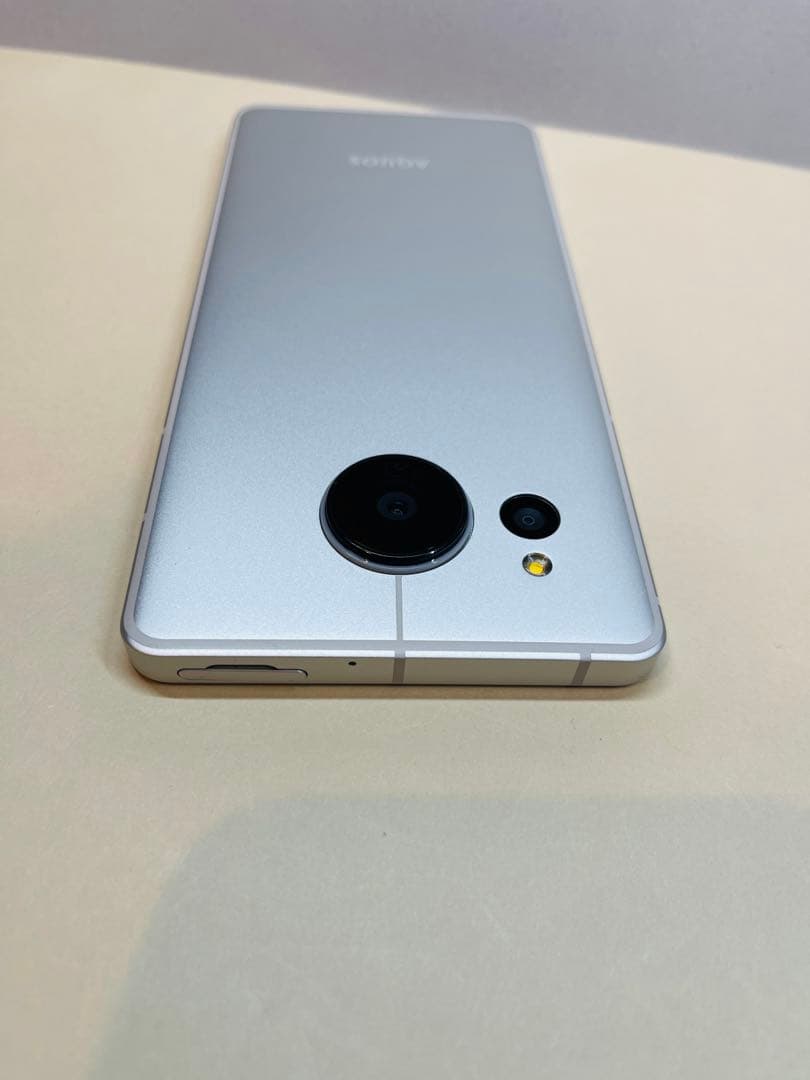 Aquos sense7plus A208SH スマートフォン 本体simフリー