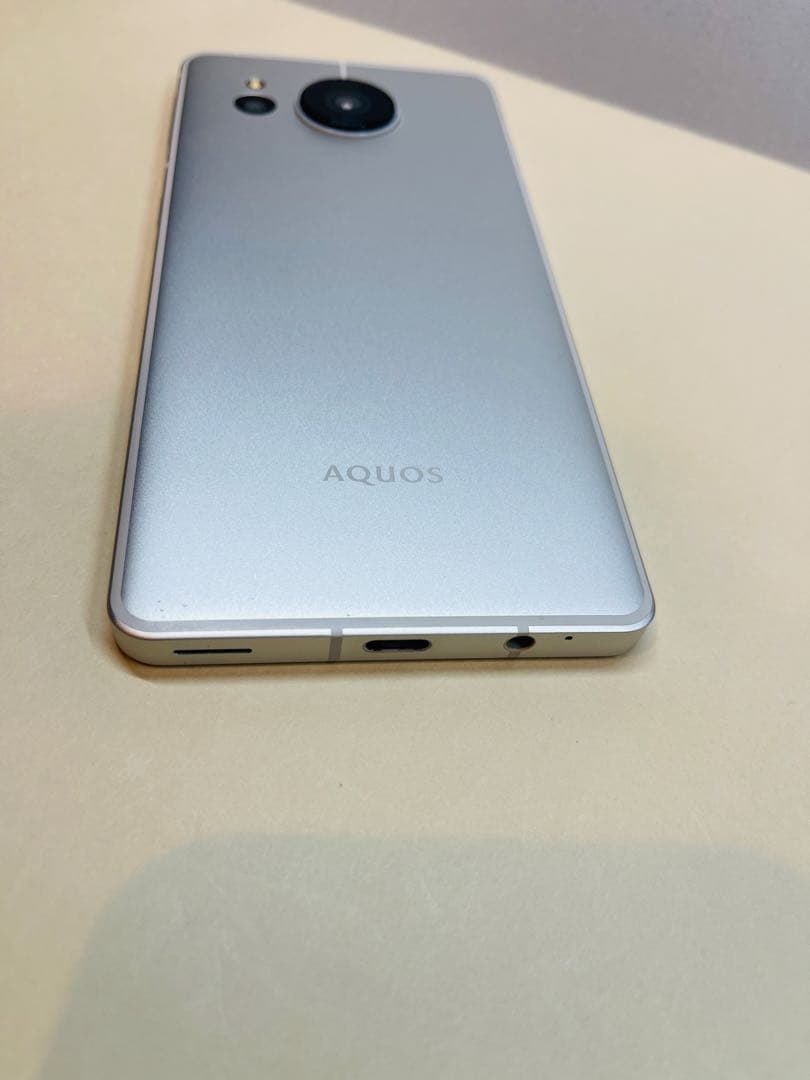 Aquos sense7plus A208SH スマートフォン 本体simフリー