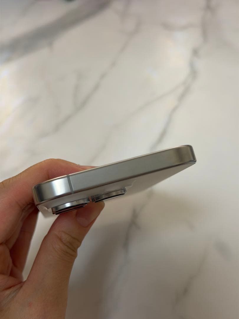 ♡iPhone 16 Pro ホワイト128GB 本体 SIMフリー♡