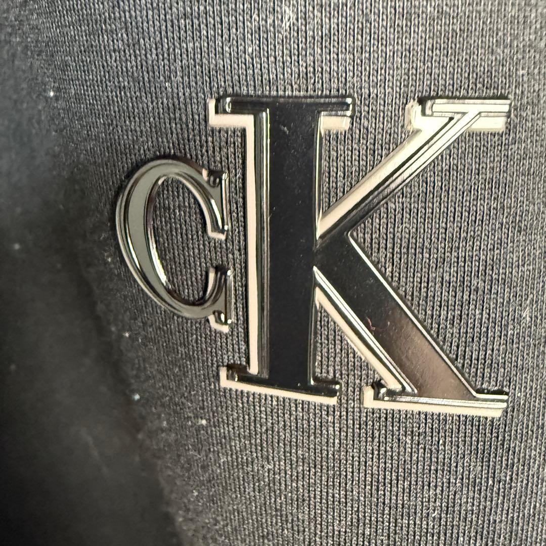 【極美品】   カルバンクライン cK トレーナー