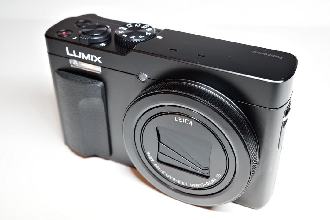u*n様 Panasonic LUMIX DC-TZ99 美品