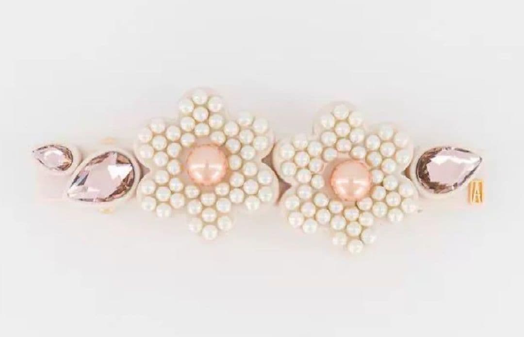 新品未使用　激レア　アレクサンドルドゥパリ 花形　パール　クリスタル　バレッタ