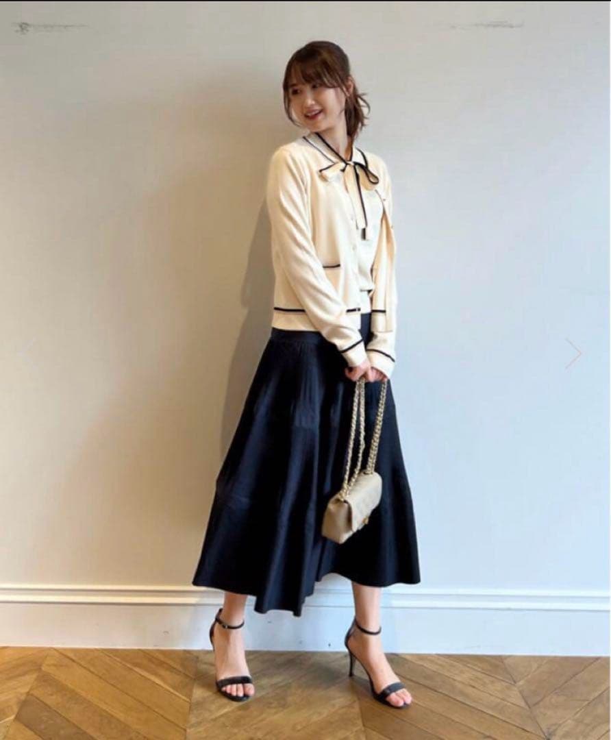 ルルウィルビー トリコカラーカーディガン&ボウプルオーバー　アルアバイル