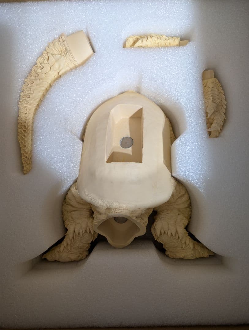 ■本日限定価格■ CCP 幻の究極造形 ガメラリバース ススキガレージ