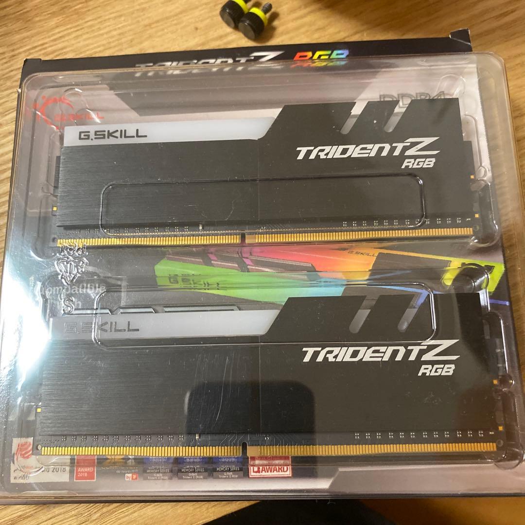メモリー G.SKILL TRIDENT Z RGB 16GB (2x8GB) DDR4
