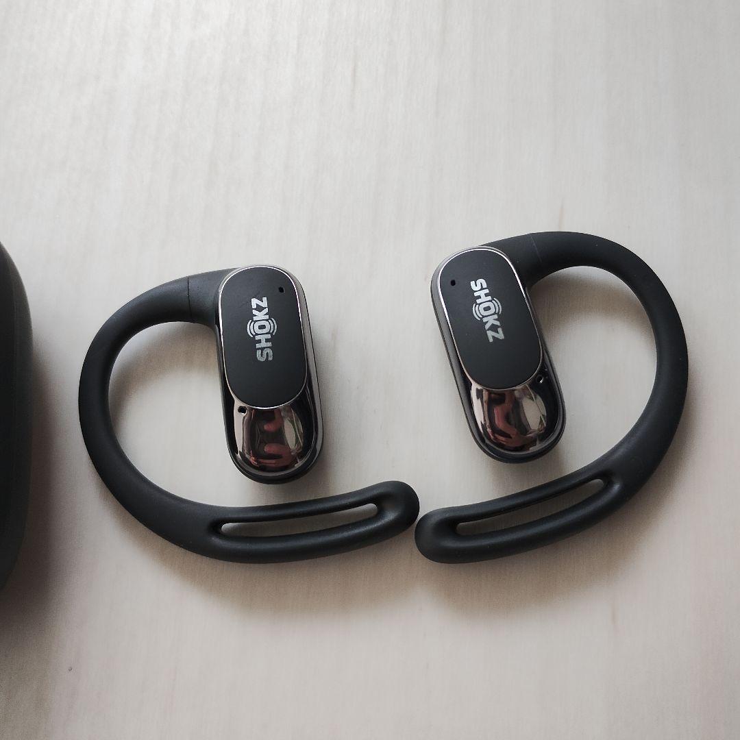 SHOKZ OPENFIT AIR ワイヤレスイヤホン ブラック 充電ケース付き