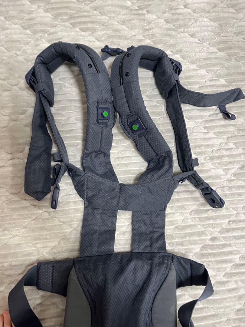 Nuna カドルクリック抱っこ紐 グレー メッシュ