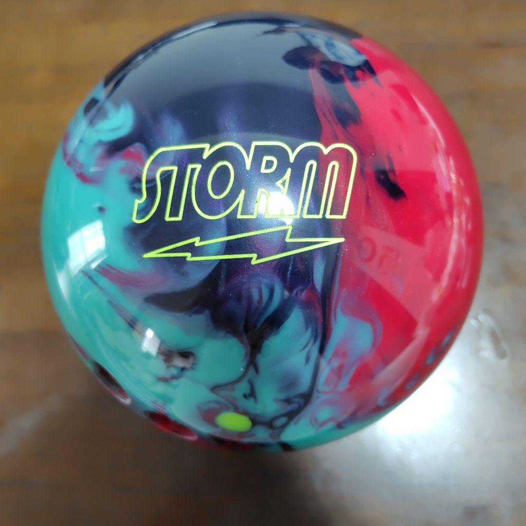 STORM IDENTITY ボウリングボール　15P