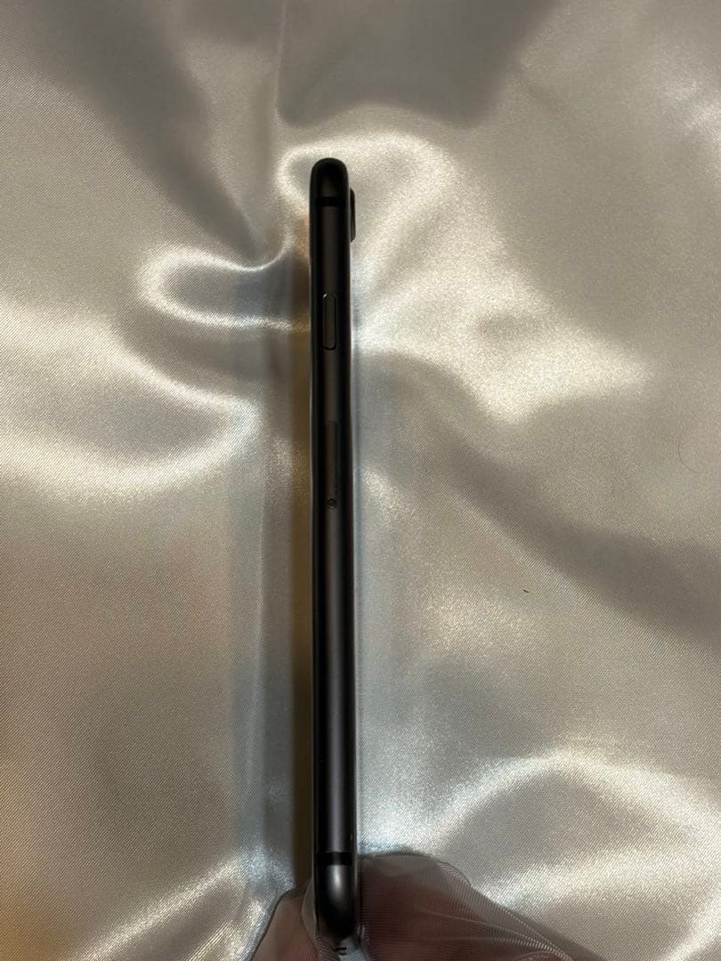 iPhone 8 64GB SIMフリー スペースグレイ