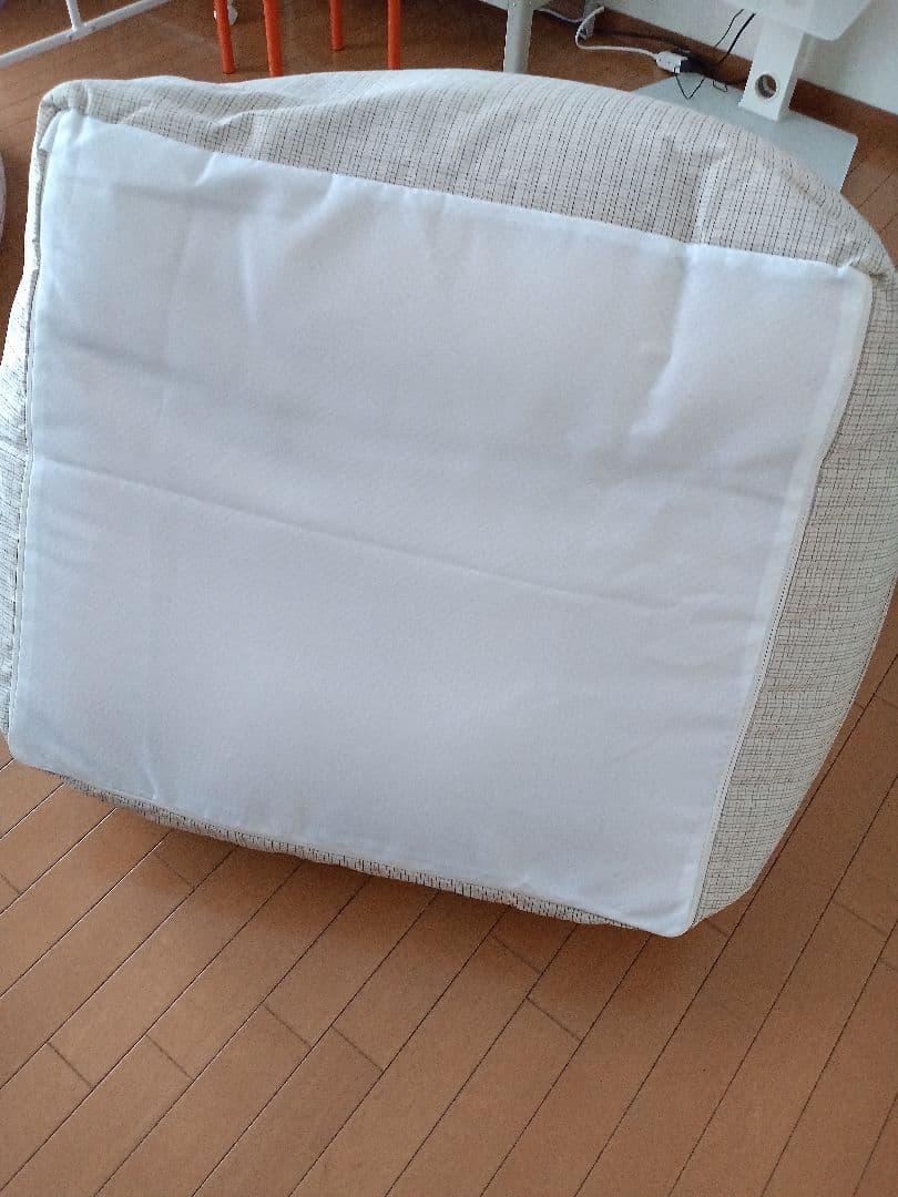 LOOSY1人掛けビーズソファ