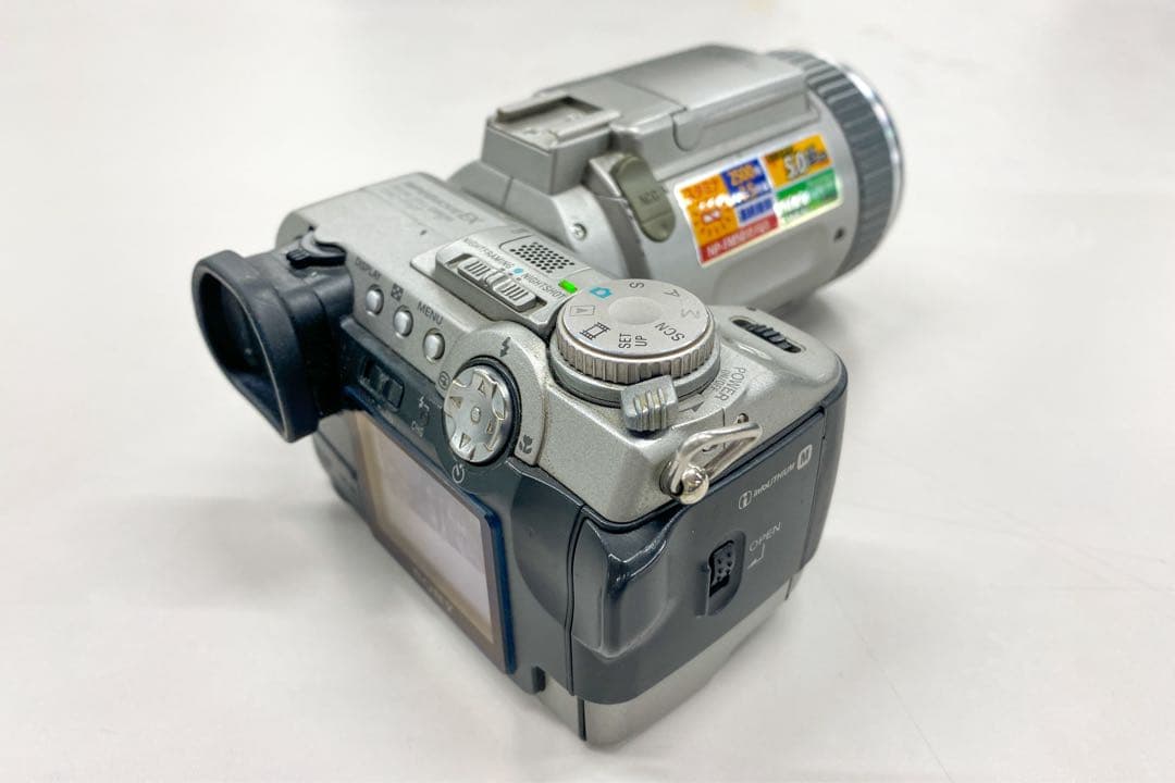 Sony Cyber-shot DSC-F707 「動作品」