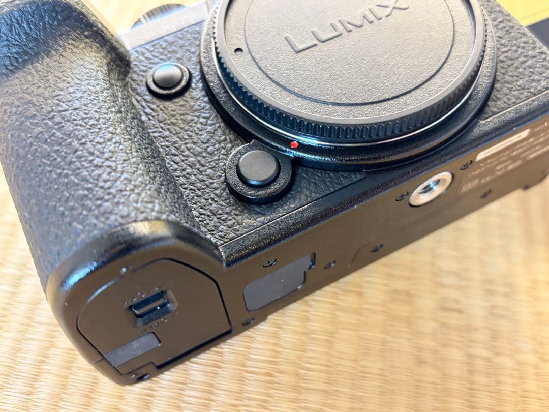 LUMIX S5 フルサイズミラーレスカメラ