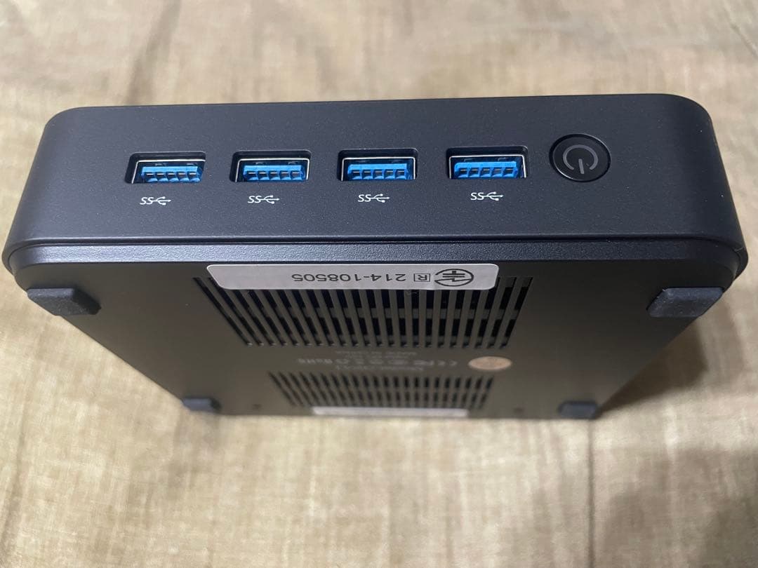 【ほぼ未使用】MINIS FORUM ミニPC 即使用可