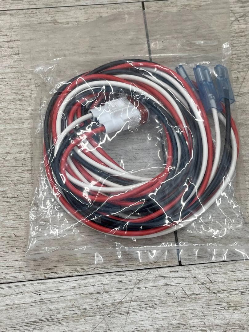 新品 三菱 エアコンモーター YDK-60-4 ファンブレード回転モーター