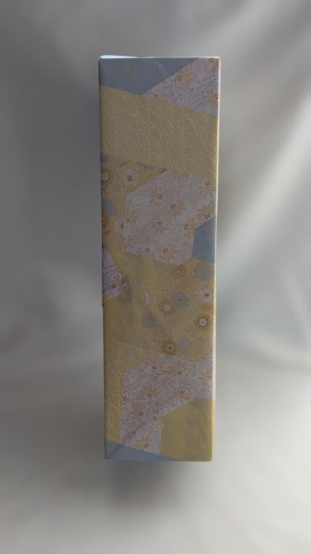 ※1/31で出品取り下げ　村尾　プレミアム芋焼酎　1800ml　桐箱入り