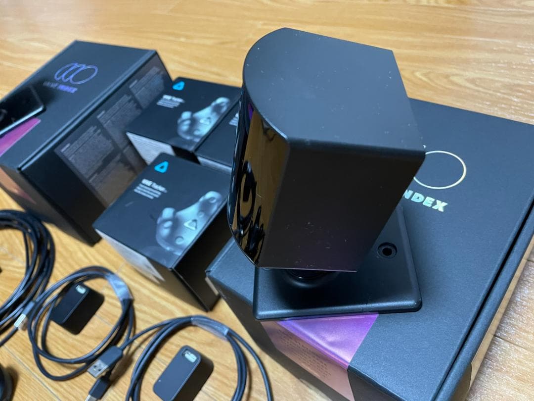 VIVEトラッカー3.0x3/ベースステーション2.0x2 VR フルトラセット