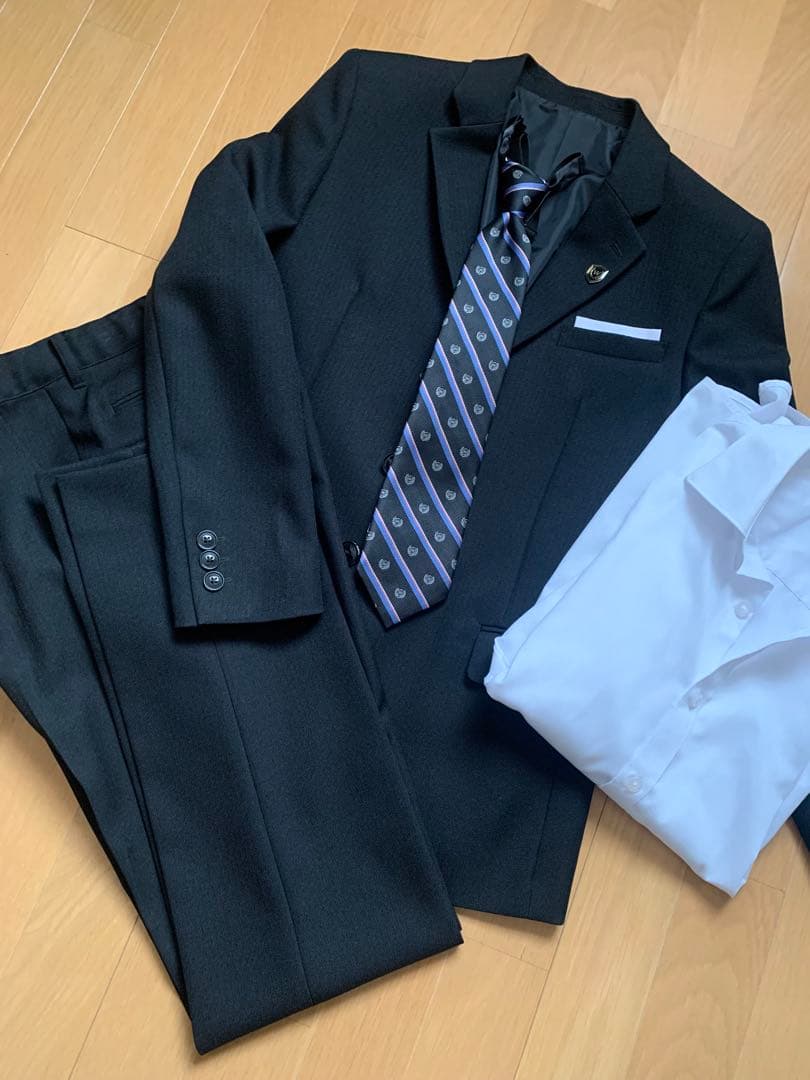 waltz by BEAMS DESIGN 黒スーツ　160