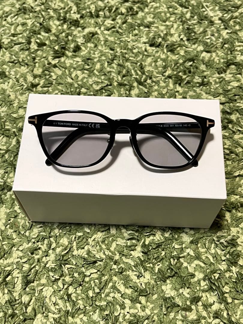 【美品】TOM FORD　トムフォード　TF5860 　サングラス