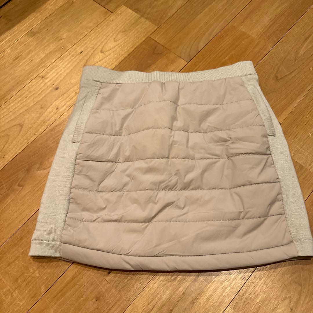 ブリーフィングゴルフ　ベージュセットアップ　美品　Lサイズ