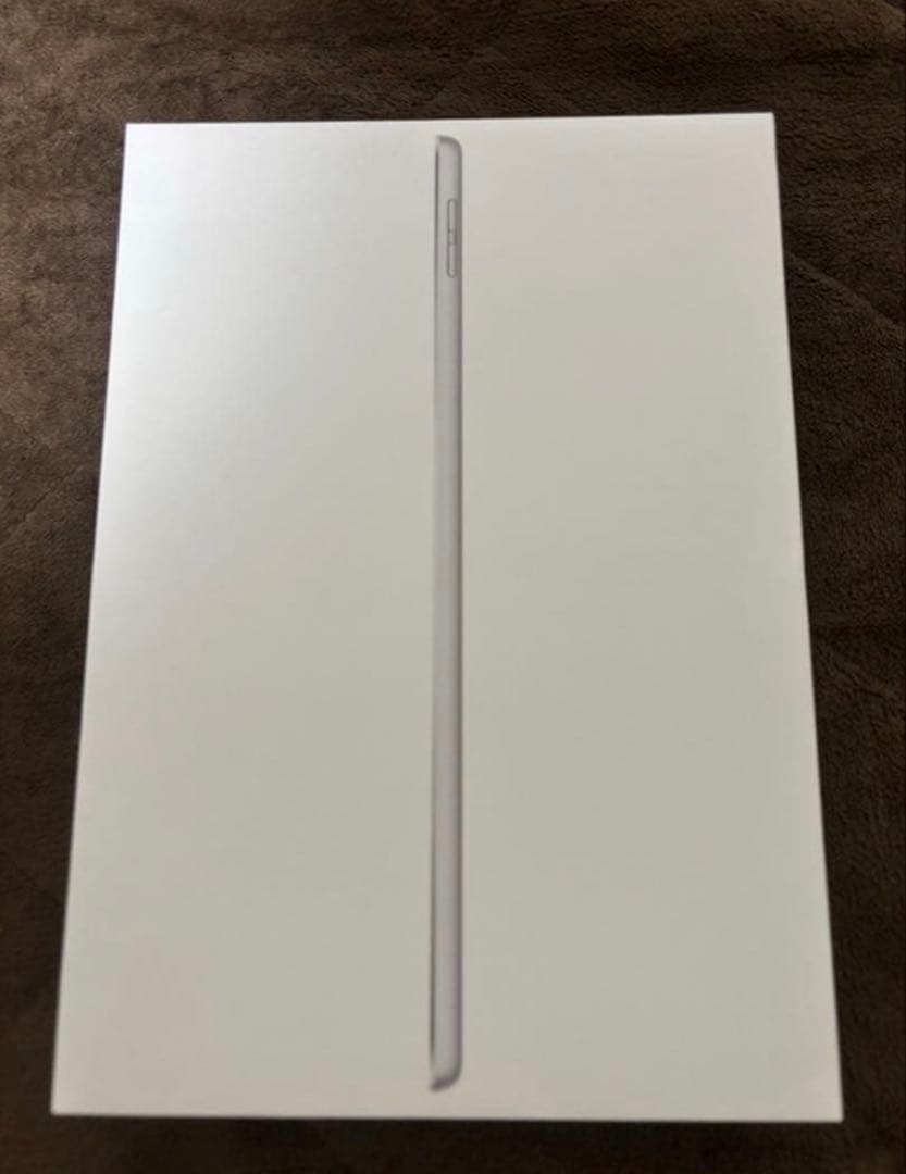 iPad 第9世代 64GB シルバーWi-Fi【専用ケース付き】【即日発送】
