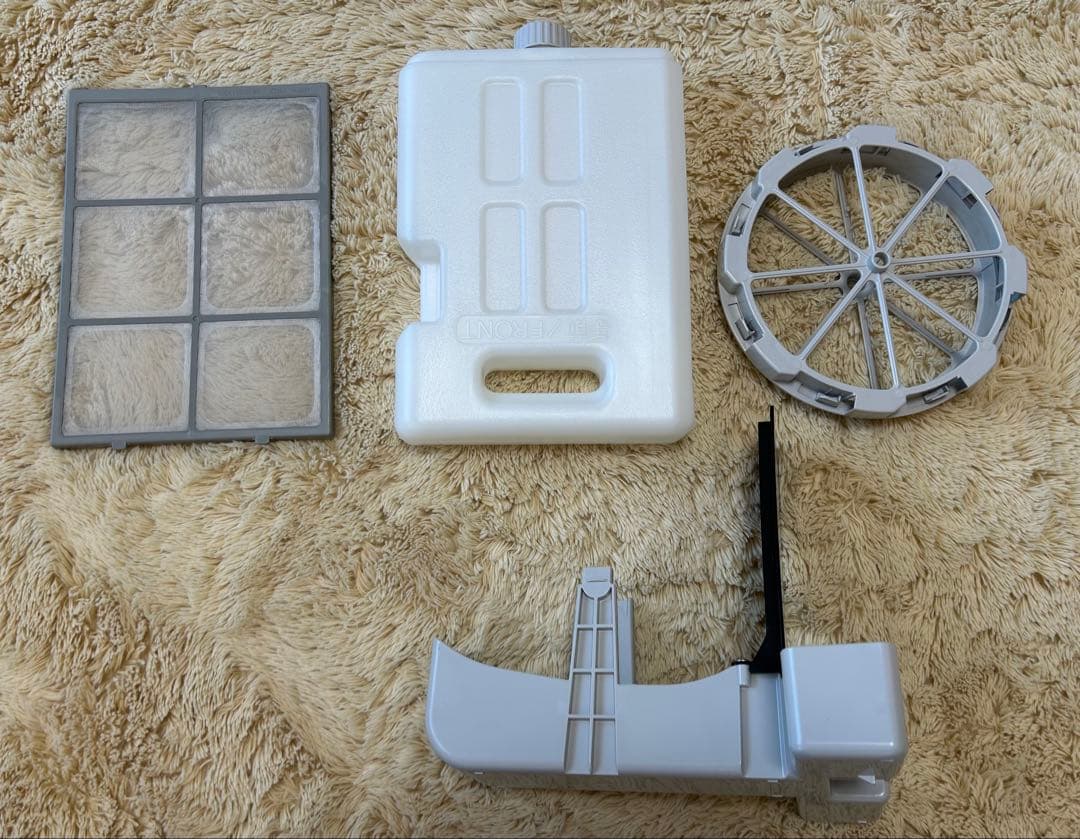 【美品】富士通ゼネラル加湿除菌脱臭機（新品フィルタ付）DAS-303K-W