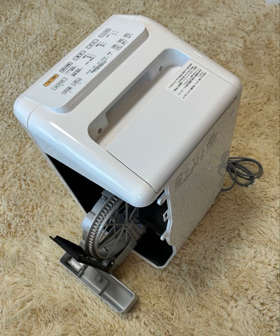 【美品】富士通ゼネラル加湿除菌脱臭機（新品フィルタ付）DAS-303K-W