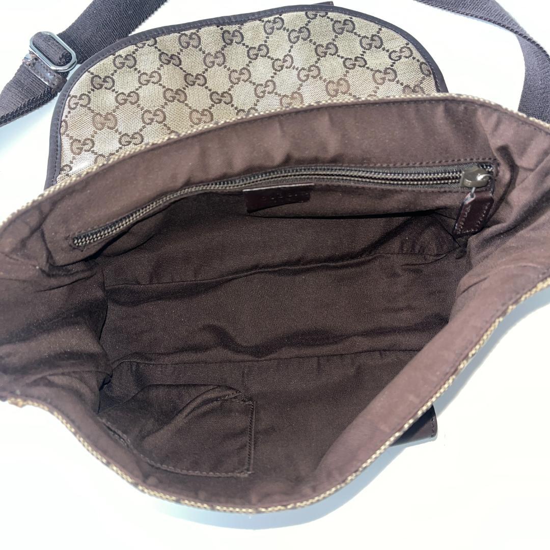 GUCCI グッチ GGキャンバス　ショルダーバッグ　メッセンジャー