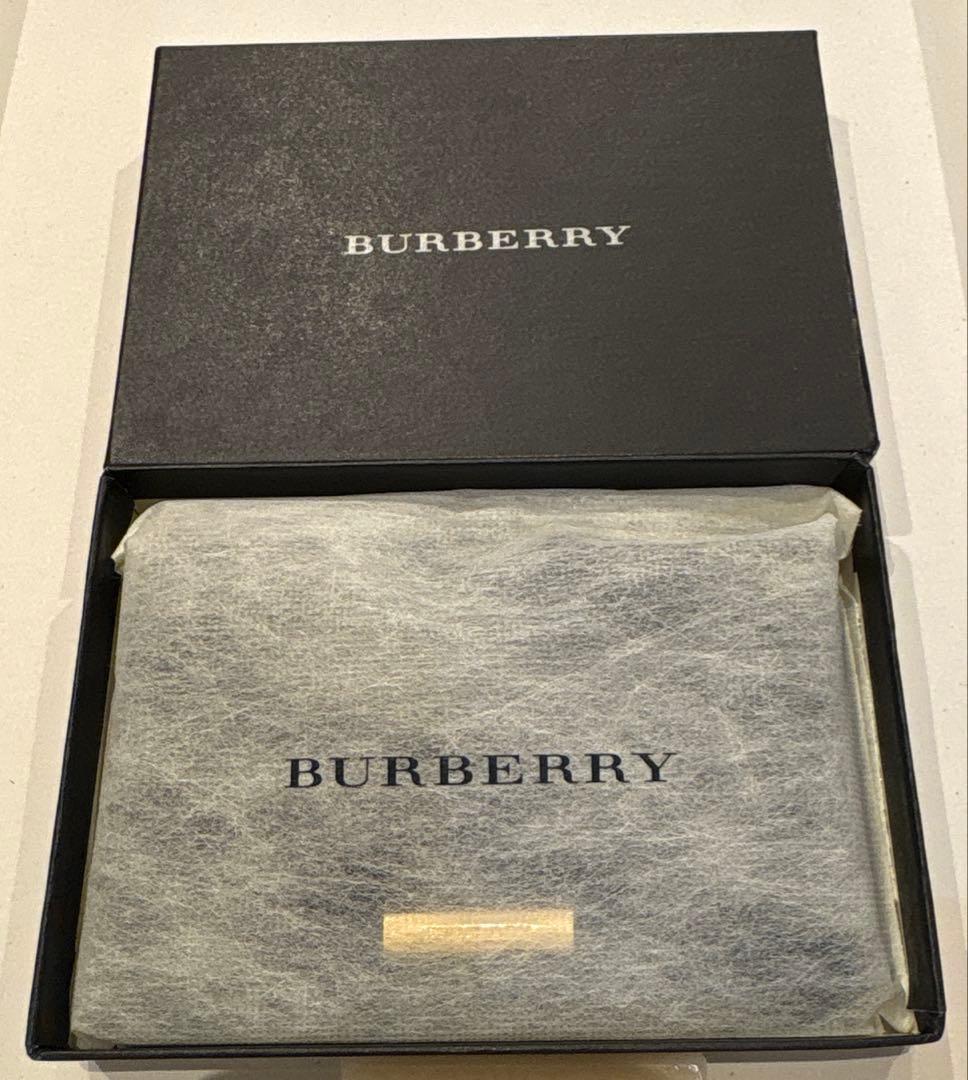 BURBERRY ブラックレザー 名刺入れ 新品未使用