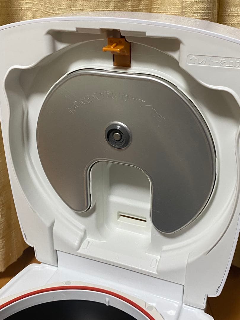 極美品　三菱IH炊飯器 5.5合 炭炊釜 NJ-VVB10-W 2021年製