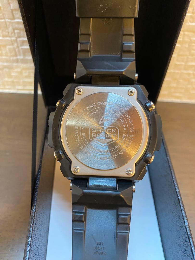 【お得品】G-SHOCK GST-W100G 1AJF ゴールド　カスタムベゼル