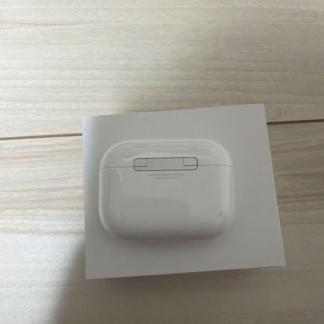 美品 Apple AirPods Pro3 ESRケース付き