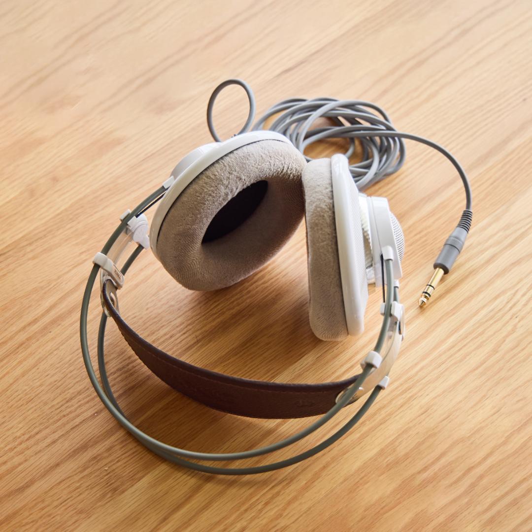 AKG プロフェッショナルモニターヘッドホン K701-Y3