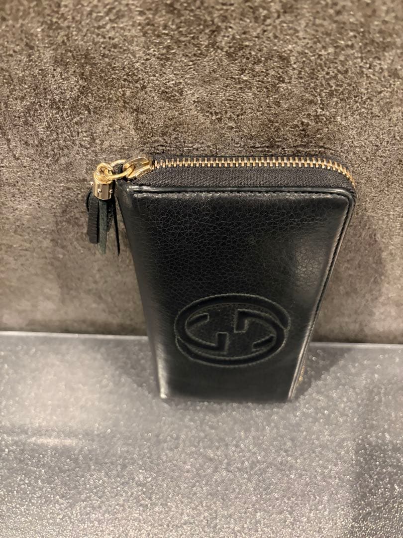 Rii⭐︎ 　GUCCI グッチ　ブラックレザー 長財布