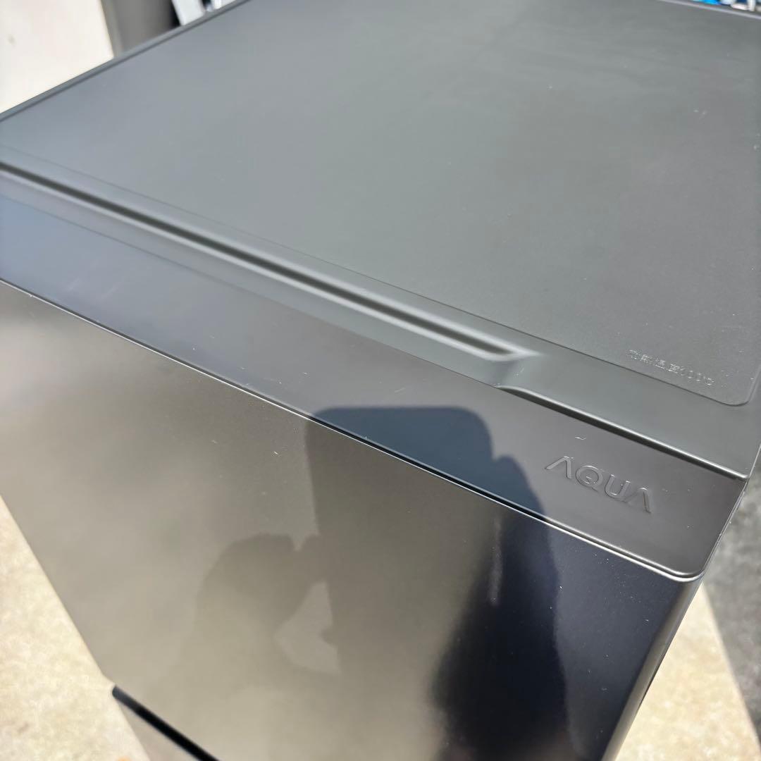 送料込み　モデルルーム品AQUA 冷凍冷蔵庫 (AQR-14PDS) 2024年